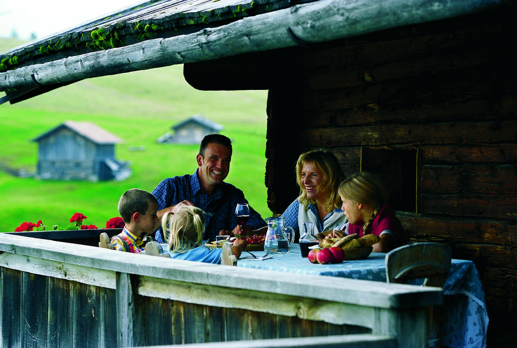 Alpenchalet Niederkofler Ahrntal Rum bild
